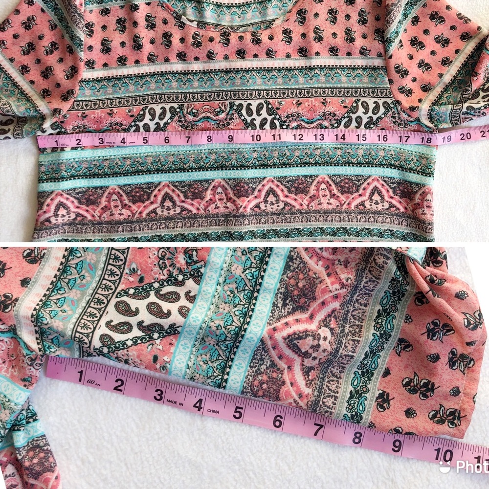 Pink Republic Women’s Salmon Turquoise Print Paisley Boho Flowy Top, size Medium - Picture 9 of 16
